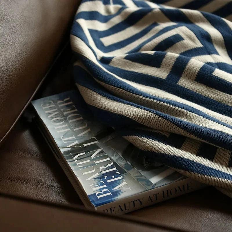 Throw Blanket Geometric Jacquard Knitted Blanket Throw 110cm x 150cm 43.3" x 59" - Moda-Airneis