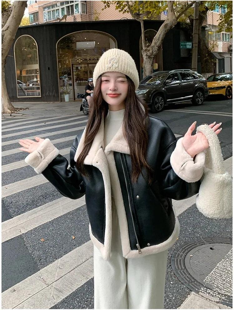 Lamb sheepskin shearling jacket super warm, an essential. Super now worn oversized. - Moda-Airneis