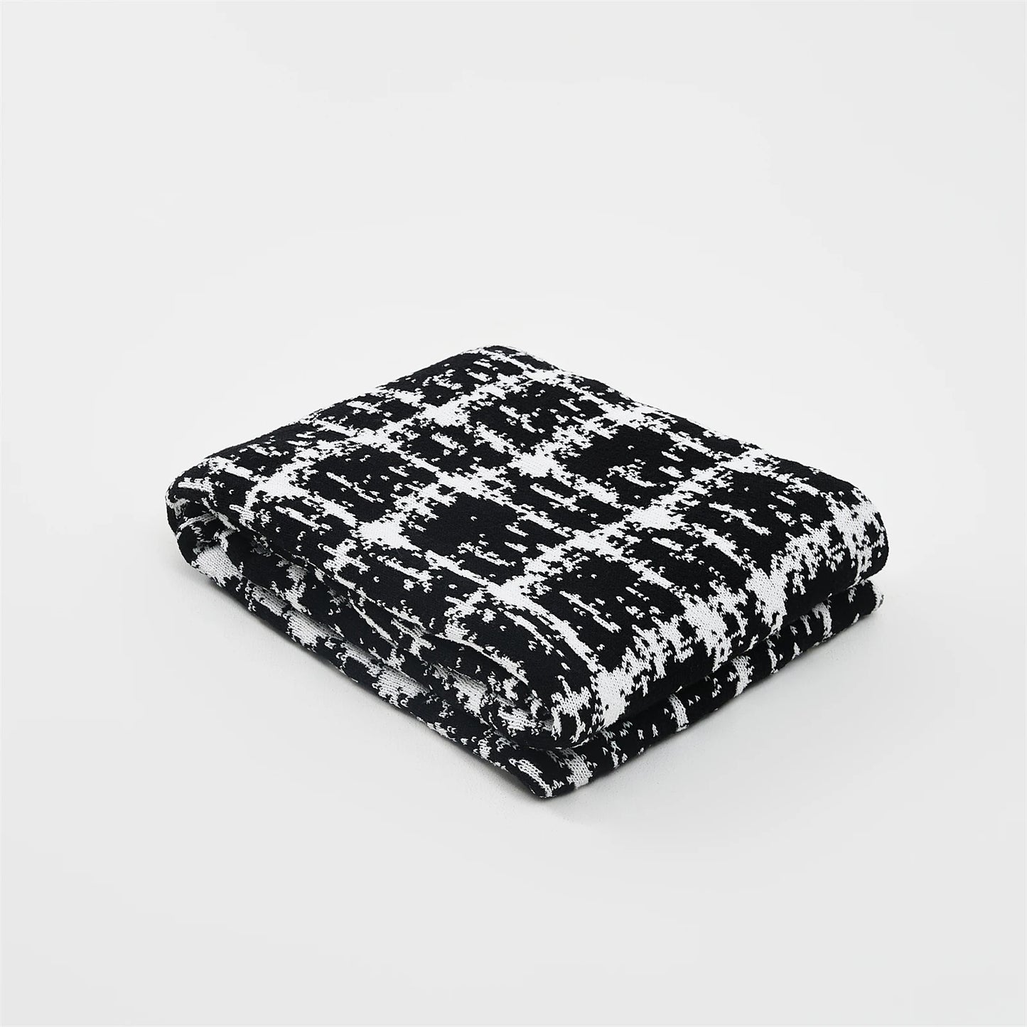 Moda-Airnies Luxury Wool Knitted Blanket Elegant black and white home decor throw blanket.