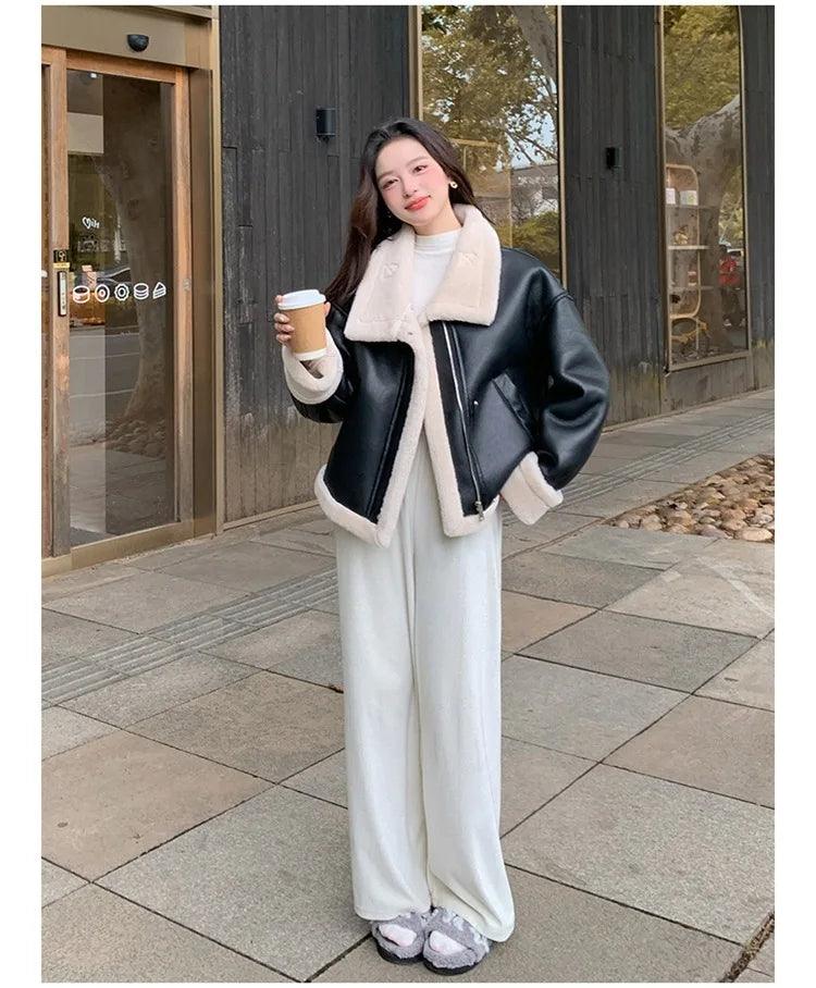 Lamb sheepskin shearling jacket super warm, an essential. Super now worn oversized. - Moda-Airneis