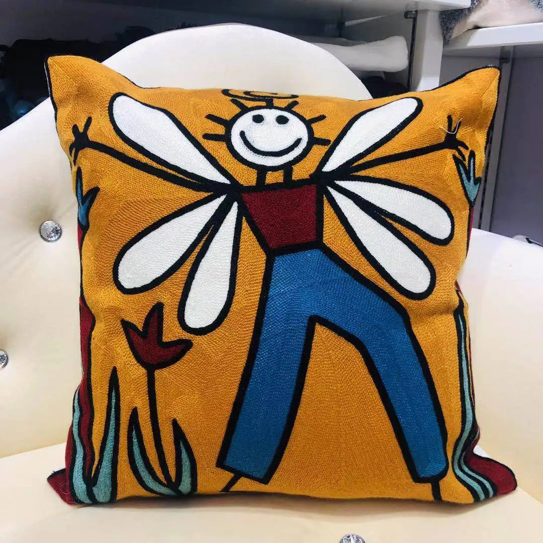 High Quality Picasso Abstract Embroidered Canvas Cushion Covers Premium Soft Funda De Cojin Pop Art Cushions to 'pop' your home.18" x18"  45cm x 45cm 

20 + patterns so be sure to look.