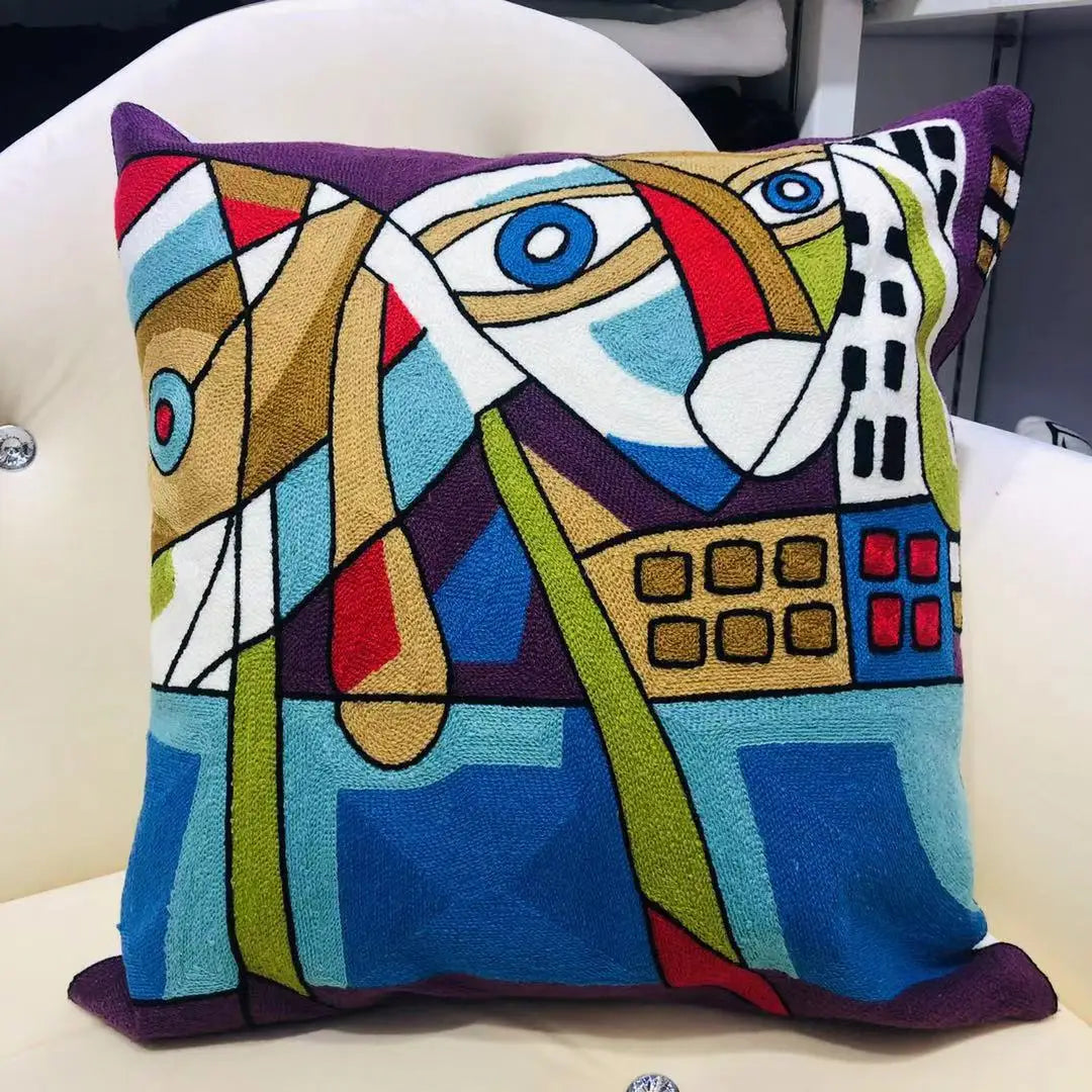 High Quality Picasso Abstract Embroidered Canvas Cushion Covers Premium Soft Funda De Cojin Pop Art Cushions to 'pop' your home.18" x18"  45cm x 45cm 

20 + patterns so be sure to look.