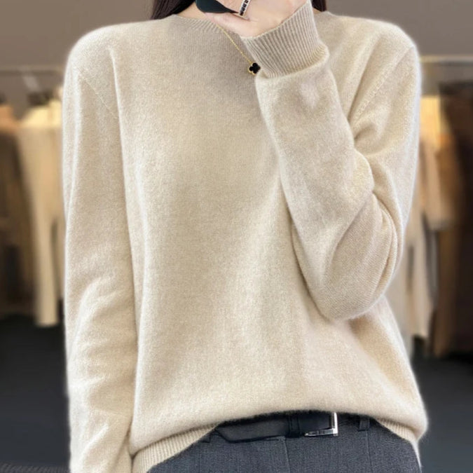 100% Merino wool for luxury soft feel round neck sweater / jumper / pullover