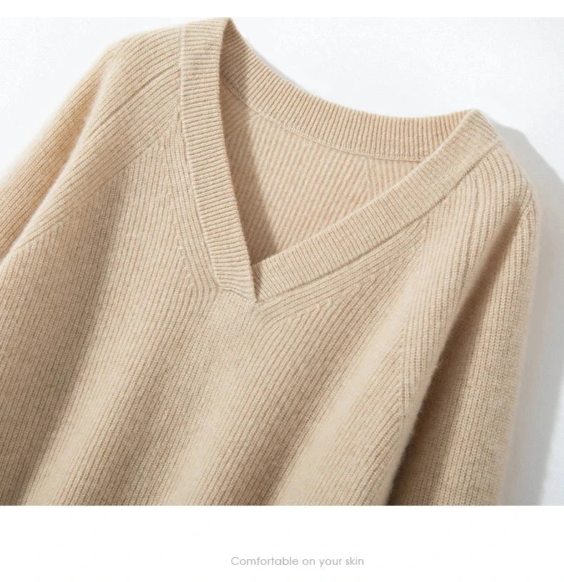 V-Neck 100% super soft and Luxurious Cashmere Pullover / jumper / sweater / top