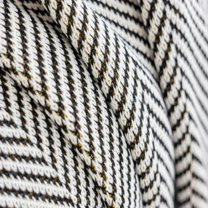 Blanket Diagonal Stripe Knitted Throw Tassel corners 130cm x 150cm  51.2" x 59" - Moda-Airneis