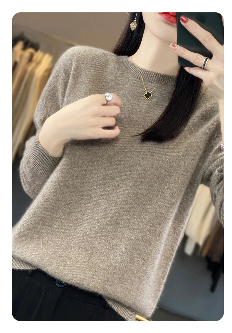 100% Merino wool for luxury soft feel round neck sweater / jumper / pullover