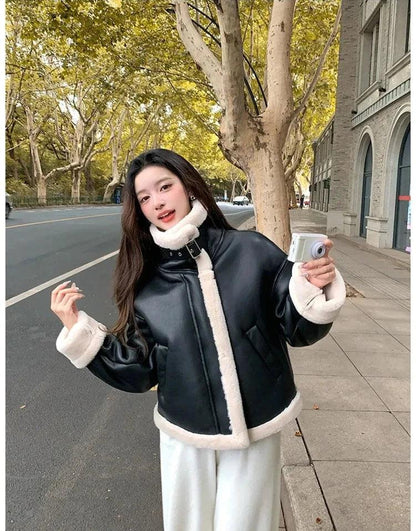Lamb sheepskin shearling jacket super warm, an essential. Super now worn oversized. - Moda-Airneis